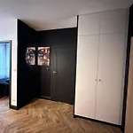 Z Ogrodem - Paderewskiego 22 *