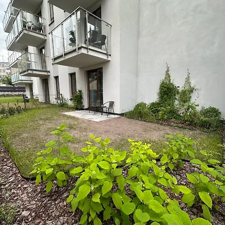 Z Ogrodem - Paderewskiego 22 * Bartoszyce